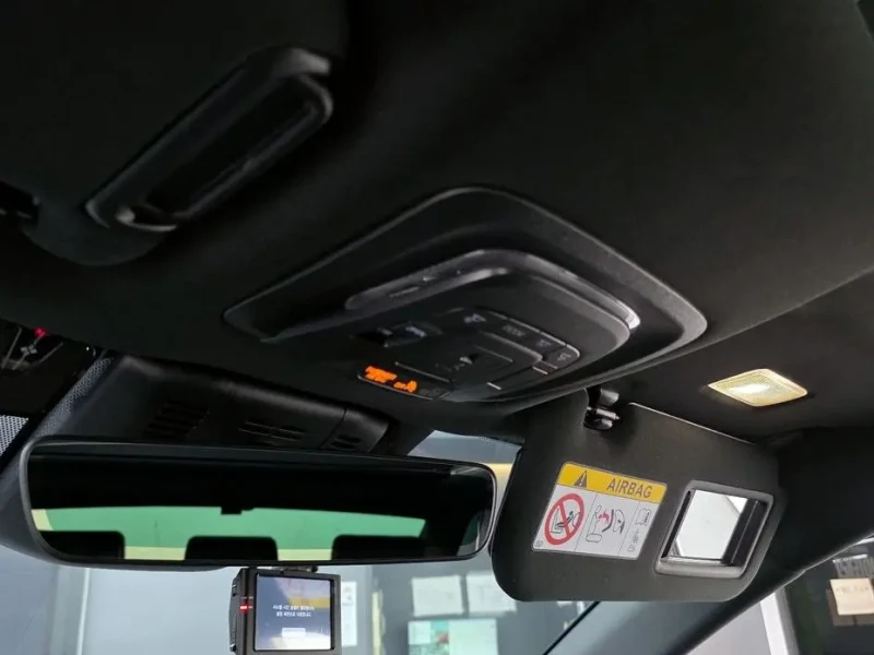2023 Toyota Crown с пробегом 18 693 км