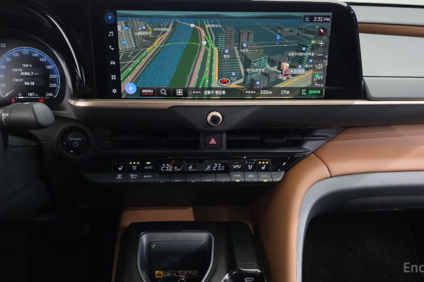 2026 Toyota Crown с пробегом 4 091 км