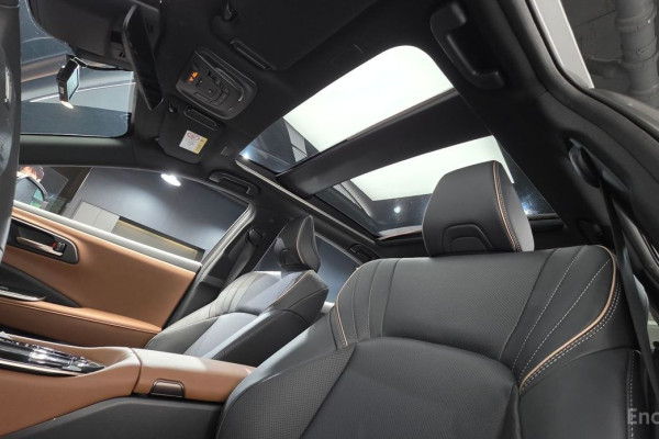 2026 Toyota Crown с пробегом 4 091 км