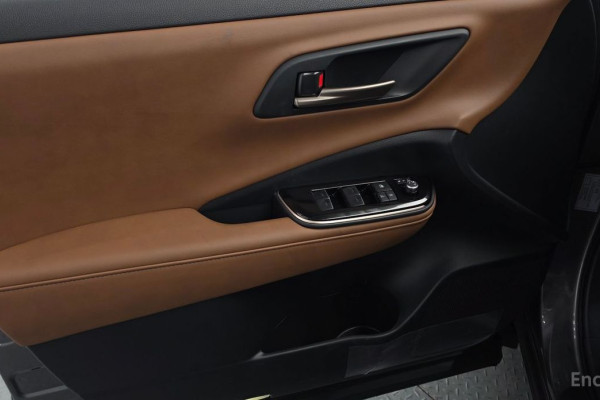 2026 Toyota Crown с пробегом 4 091 км