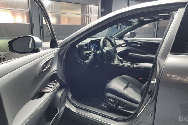 2024 Toyota Crown с пробегом 8 267 км