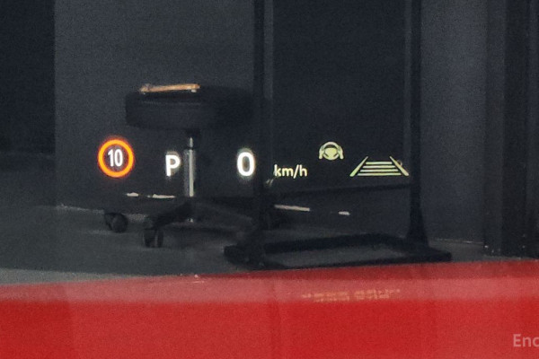 2023 Toyota Crown с пробегом 14 650 км