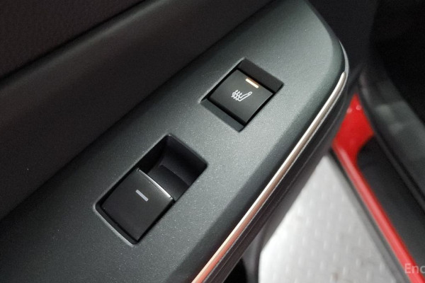 2023 Toyota Crown с пробегом 14 650 км