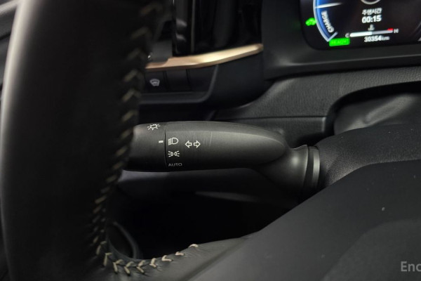 2025 Toyota Crown с пробегом 30 354 км