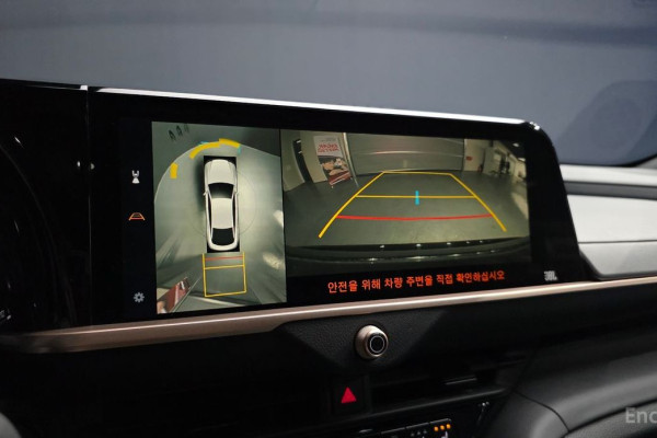 2023 Toyota Crown с пробегом 13 809 км