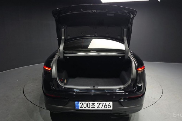 2023 Toyota Crown с пробегом 13 809 км