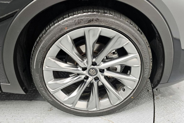 2023 Toyota Crown с пробегом 60 709 км