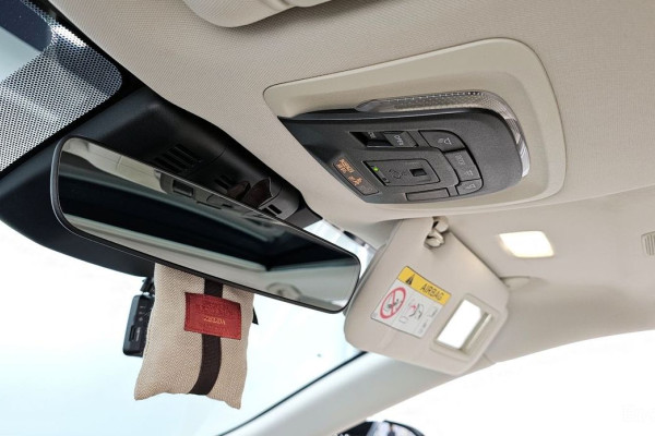 2023 Toyota Crown с пробегом 60 709 км