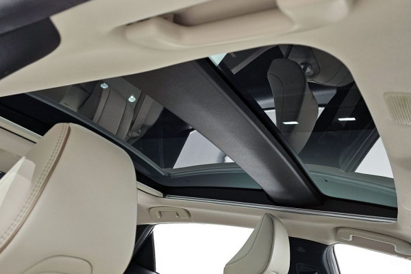 2023 Toyota Crown с пробегом 60 709 км