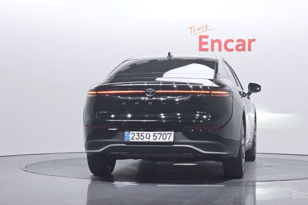 2024 Toyota Crown с пробегом 22 459 км