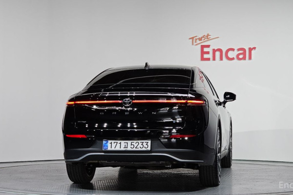 2026 Toyota Crown с пробегом 3 459 км