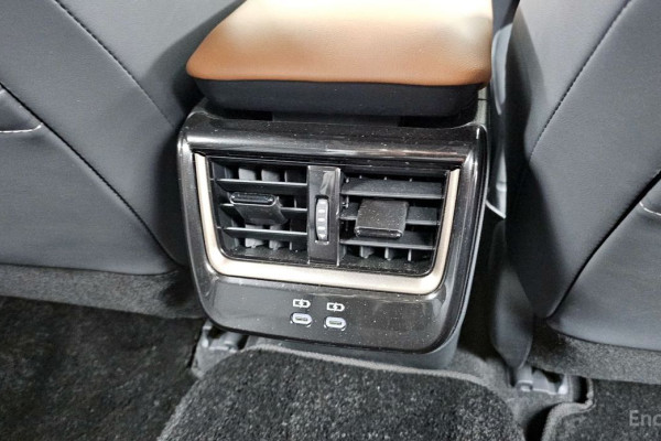 2026 Toyota Crown с пробегом 3 459 км