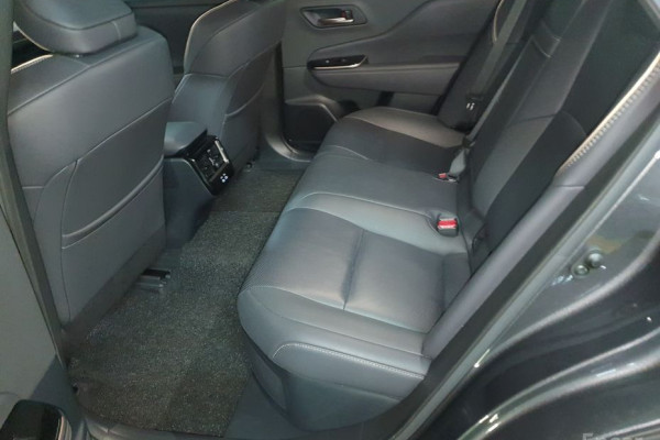 2024 Toyota Crown с пробегом 32 527 км