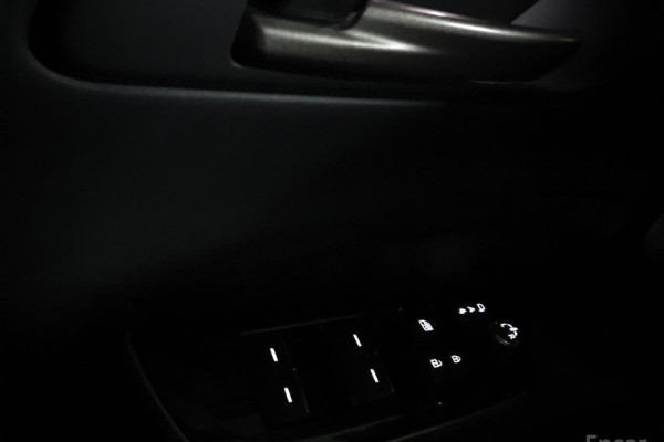 2024 Toyota Crown с пробегом 32 527 км