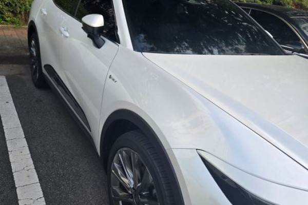 2025 Toyota Crown с пробегом 9 200 км