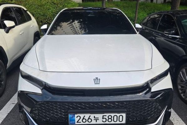 2025 Toyota Crown с пробегом 9 200 км