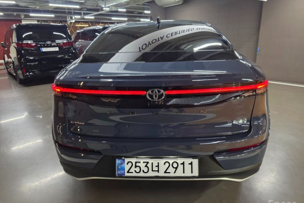 2024 Toyota Crown с пробегом 9 747 км
