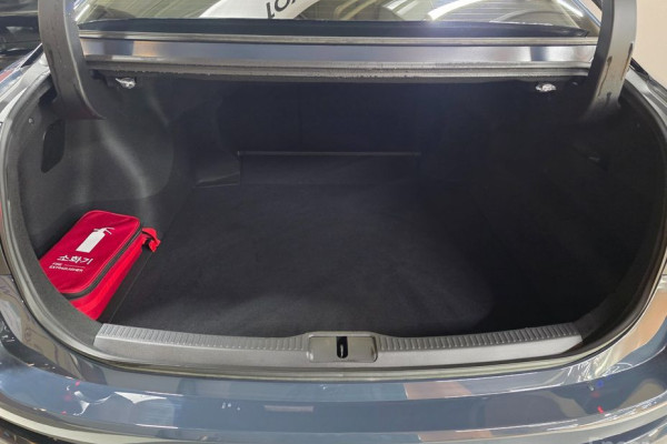 2024 Toyota Crown с пробегом 9 747 км