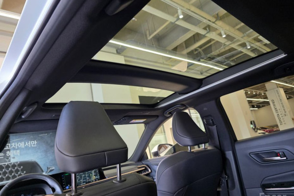 2025 Toyota Crown с пробегом 2 668 км