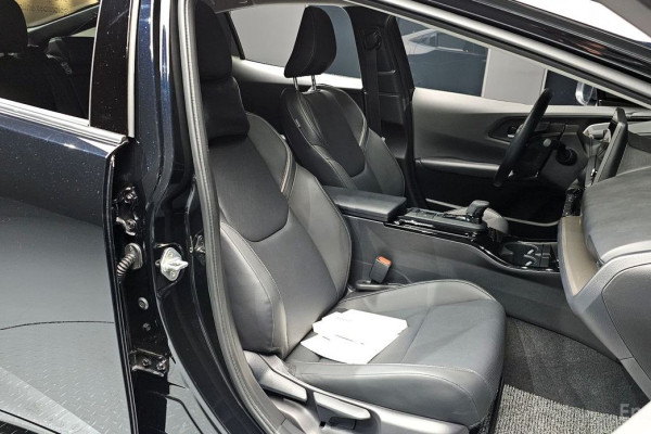 2024 Toyota Prius с пробегом 11 661 км