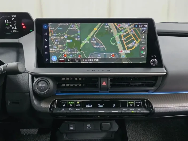 2024 Toyota Prius с пробегом 38 769 км