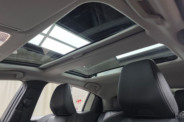 2024 Toyota Prius с пробегом 38 769 км