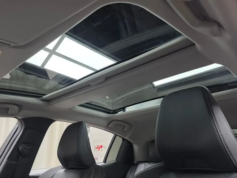 2024 Toyota Prius с пробегом 38 769 км