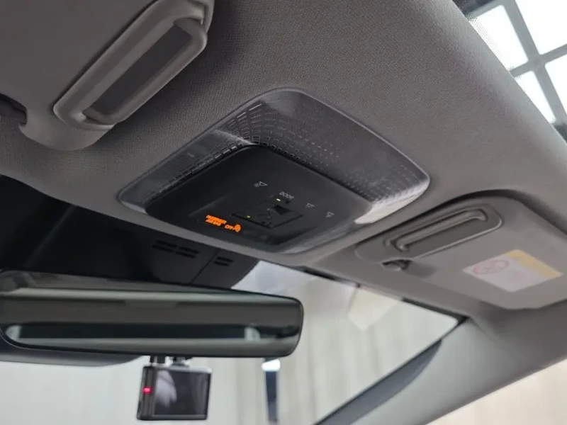 2024 Toyota Prius с пробегом 38 769 км