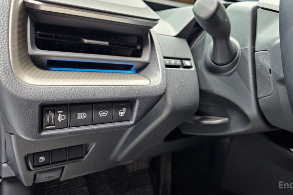 2025 Toyota Prius с пробегом 7 708 км