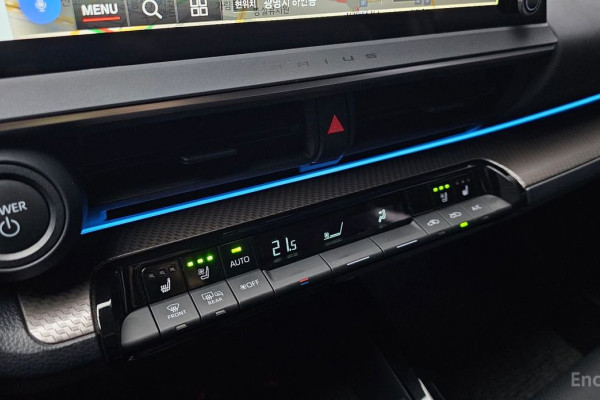 2025 Toyota Prius с пробегом 7 708 км