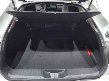 2024 Toyota Prius с пробегом 21 990 км