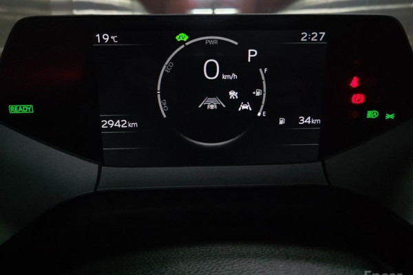 2024 Toyota Prius с пробегом 2 774 км