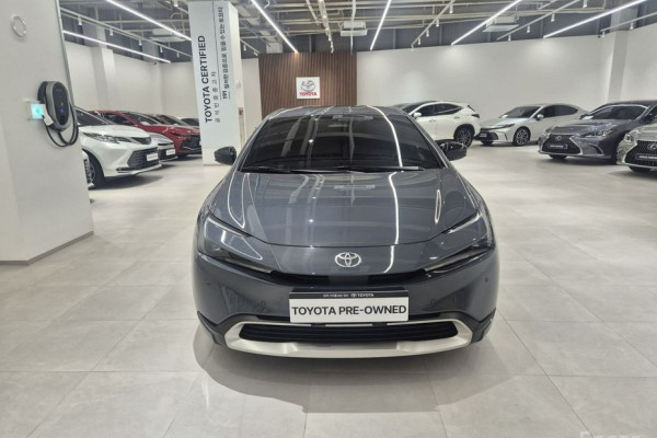 2024 Toyota Prius с пробегом 6 254 км