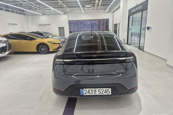 2024 Toyota Prius с пробегом 6 254 км