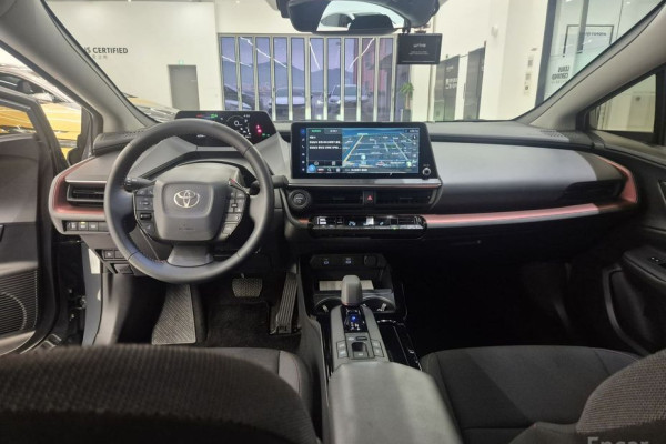 2024 Toyota Prius с пробегом 6 254 км