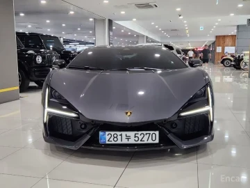 2025 Lamborghini Revuelto с пробегом 270 км