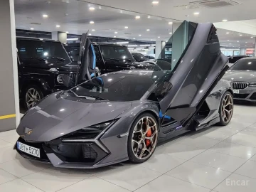 2025 Lamborghini Revuelto с пробегом 270 км