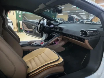 2022 Lamborghini Huracán с пробегом 9 052 км