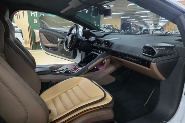 2022 Lamborghini Huracán с пробегом 9 052 км