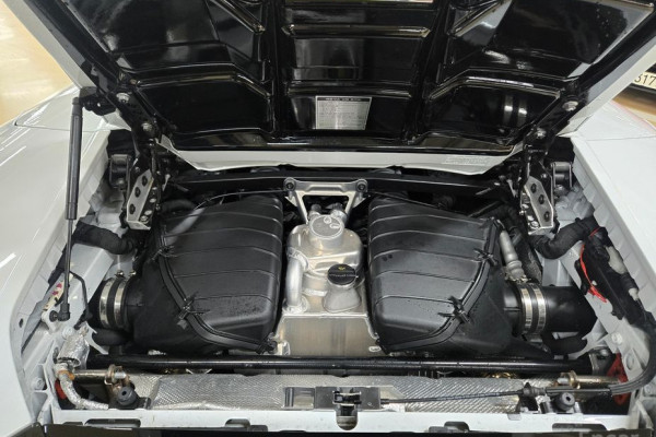 2022 Lamborghini Huracán с пробегом 9 052 км