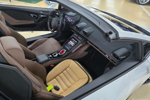 2022 Lamborghini Huracán с пробегом 9 052 км