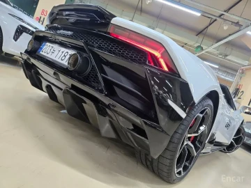 2022 Lamborghini Huracán с пробегом 9 052 км