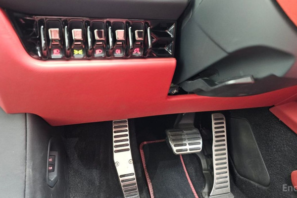 2023 Lamborghini Huracán с пробегом 25 742 км