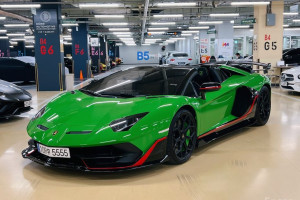 Lamborghini Aventador