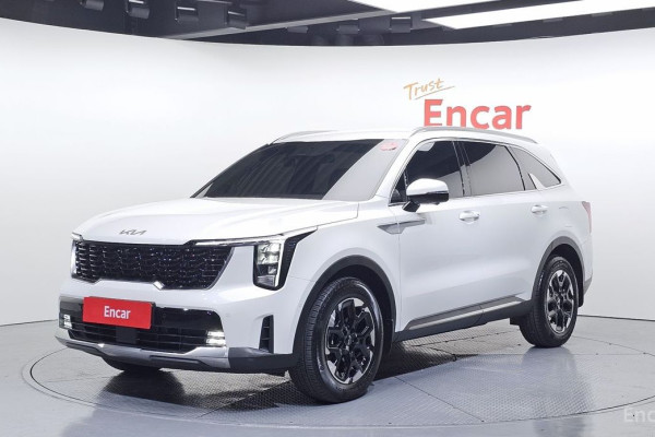 2025 Kia Sorento с пробегом 4 412 км