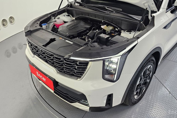 2025 Kia Sorento с пробегом 4 412 км