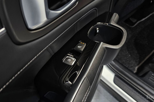 2025 Kia Sorento с пробегом 4 412 км