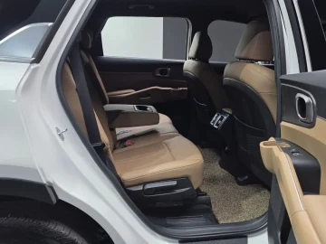 2024 Kia Sorento с пробегом 132 605 км