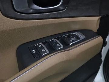 2024 Kia Sorento с пробегом 132 605 км