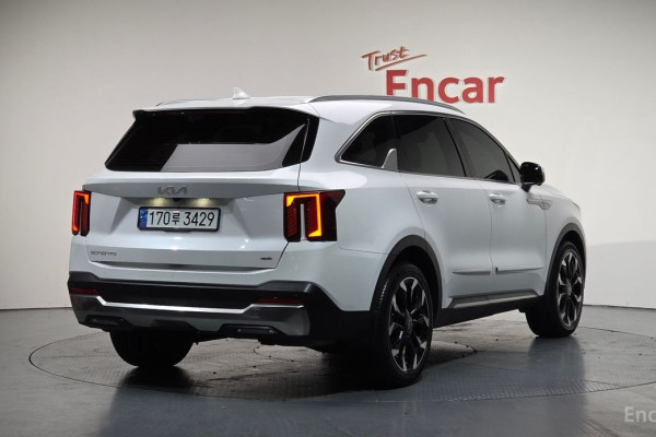 2023 Kia Sorento с пробегом 17 138 км